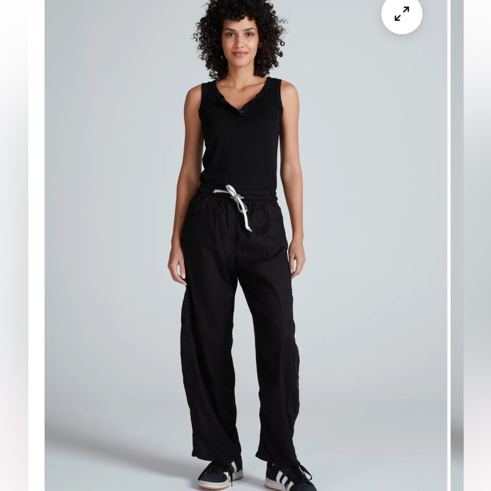 ASKK NY Black Joggers with Drawstring Valentina‎ Cancun Pull On Pants